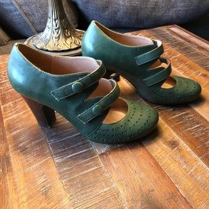 Miz Mooz Judy Mary Jane in Forest, size 6/36